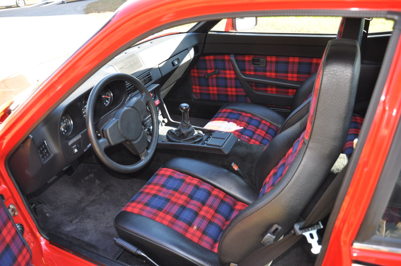 Illustration for article titled 1979 924 Sebring Edition